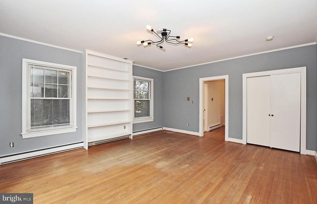 4509 ELLICOTT ST NW, Washington, DC 20016