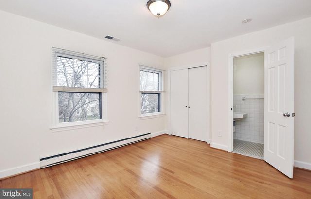 4509 ELLICOTT ST NW, Washington, DC 20016