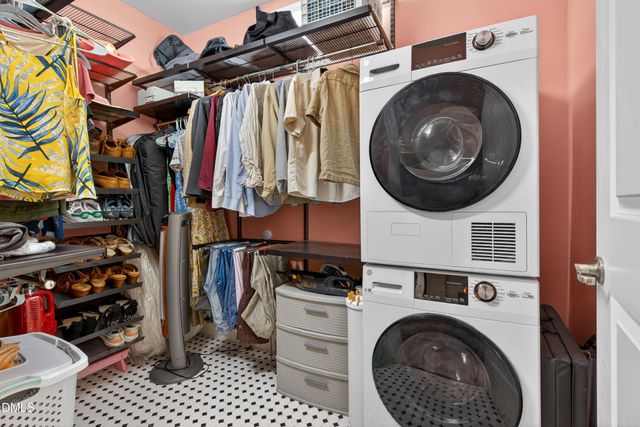 710 Independence Place 104, Raleigh, NC 27603