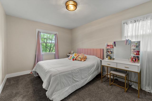 17803 Dogwood Lane, Hazel Crest, IL 60429