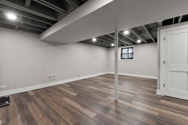 17803 Dogwood Lane, Hazel Crest, IL 60429