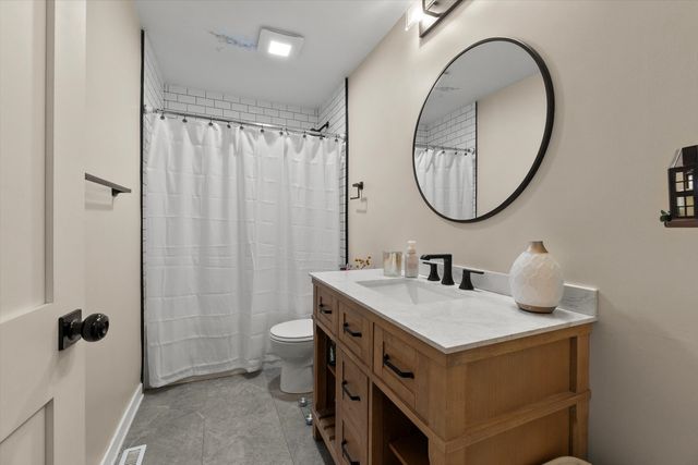 17803 Dogwood Lane, Hazel Crest, IL 60429