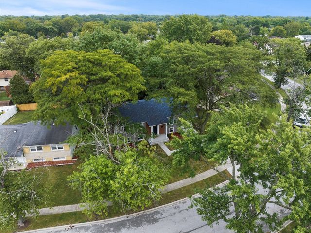 17803 Dogwood Lane, Hazel Crest, IL 60429