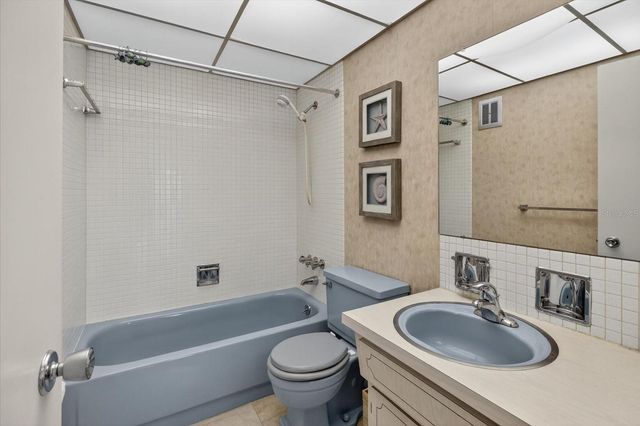 1301 S HERCULES AVENUE 22, Clearwater, FL 33764