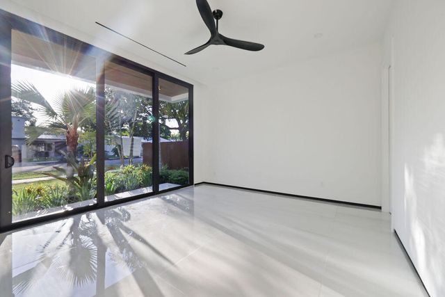 728 NE 17th Terrace, Fort Lauderdale, FL 33304