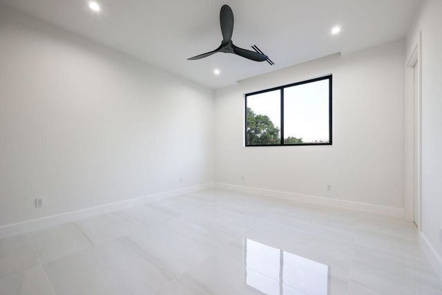 728 NE 17th Terrace, Fort Lauderdale, FL 33304
