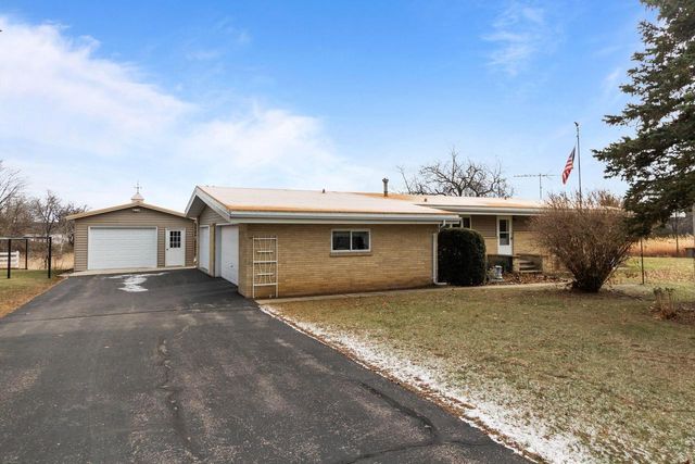 230 Gilbertson Street, Markesan, WI 53946