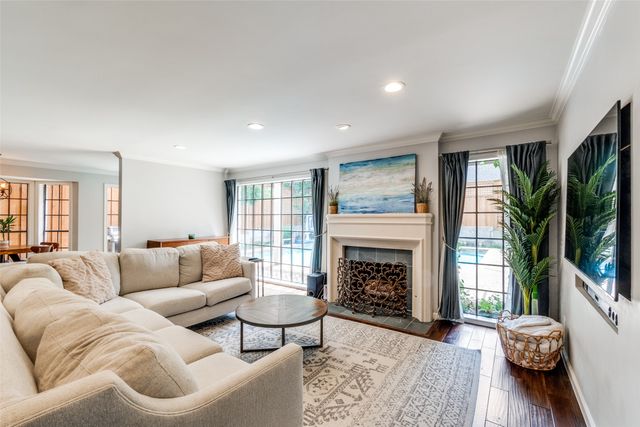 9022 Summer Glen Lane, Dallas, TX 75243