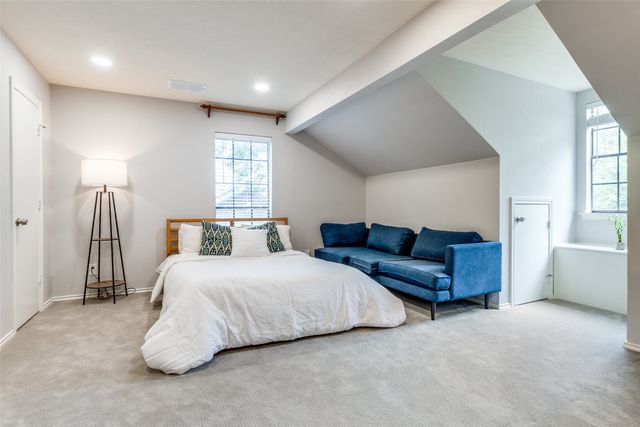 9022 Summer Glen Lane, Dallas, TX 75243