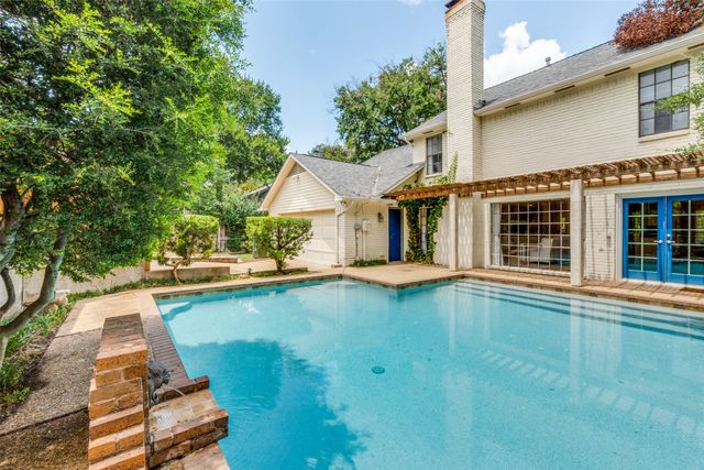 9022 Summer Glen Lane, Dallas, TX 75243