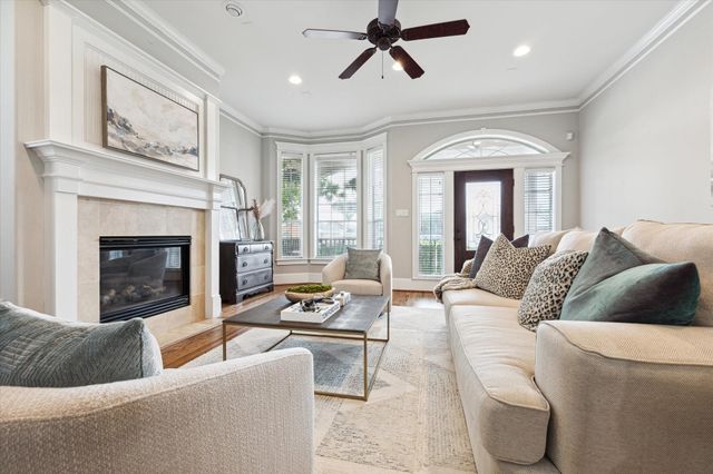 809 W 20th Street, Houston, TX 77008