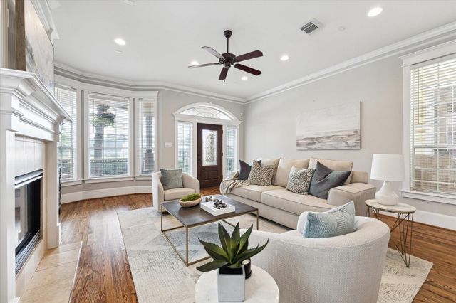 809 W 20th Street, Houston, TX 77008