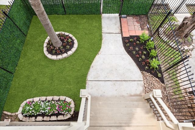 809 W 20th Street, Houston, TX 77008