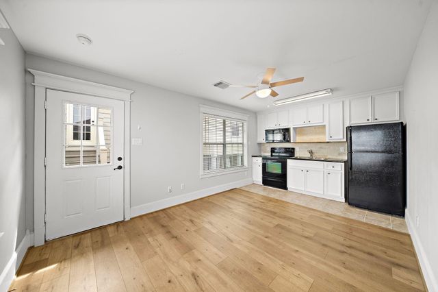 809 W 20th Street, Houston, TX 77008