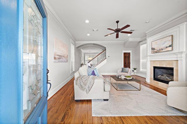 809 W 20th Street, Houston, TX 77008