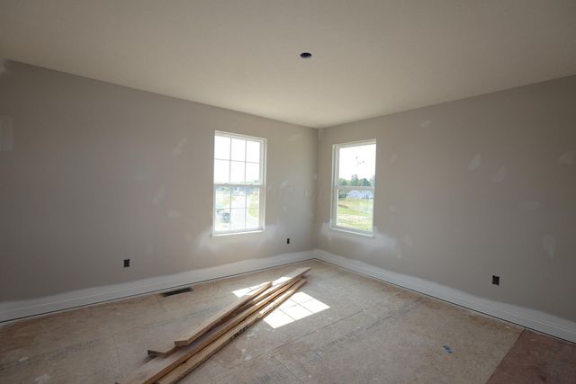 545 Fadley Loop E, Delaware, OH 43015
