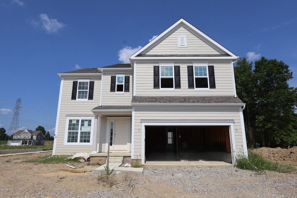 545 Fadley Loop E, Delaware, OH 43015
