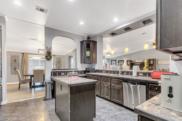 910 Sahuarichic, Odessa, TX 79763