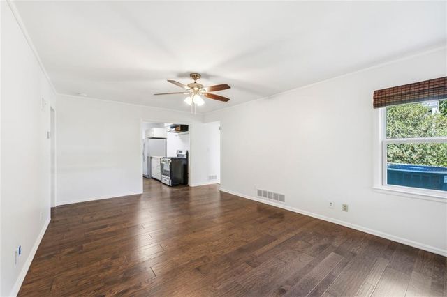3005 W 50th Terrace, Westwood, KS 66205