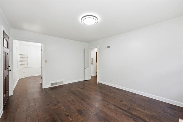 3005 W 50th Terrace, Westwood, KS 66205