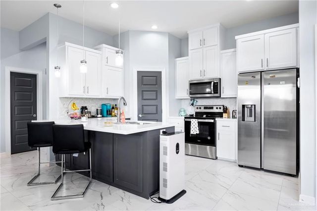 3929 Burr Drive, Edinburg, TX 78542