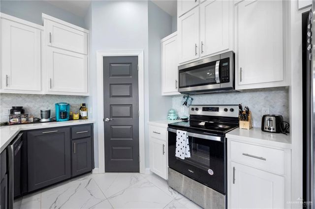 3929 Burr Drive, Edinburg, TX 78542