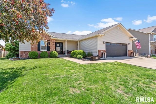 612 Jetty Drive, Chatham, IL 62629
