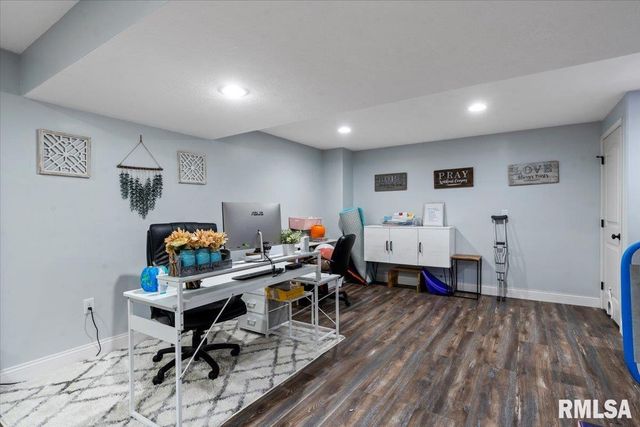 612 Jetty Drive, Chatham, IL 62629