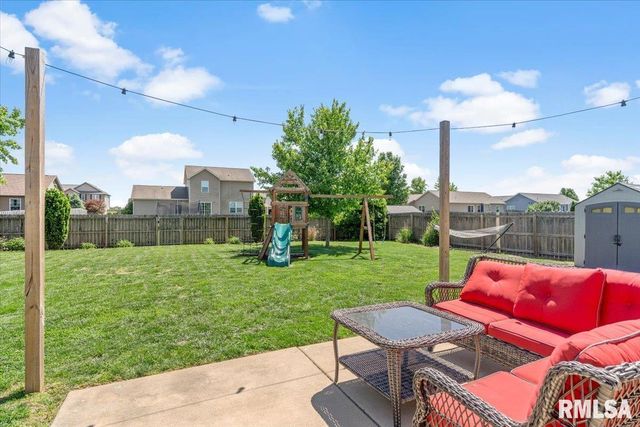 612 Jetty Drive, Chatham, IL 62629