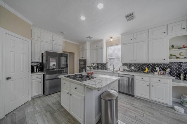 3119 Scenic Elm Street, Houston, TX 77059