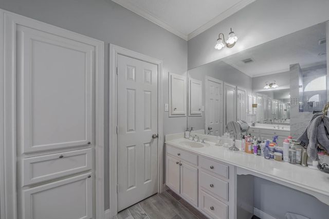 3119 Scenic Elm Street, Houston, TX 77059