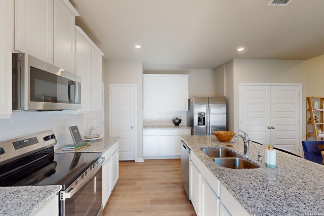 10407 Hotspur Road, Converse, TX 78109
