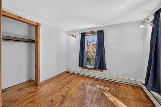 6 Glen Ave, Upton, MA 01568