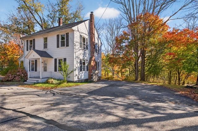 6 Glen Ave, Upton, MA 01568