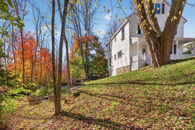 6 Glen Ave, Upton, MA 01568