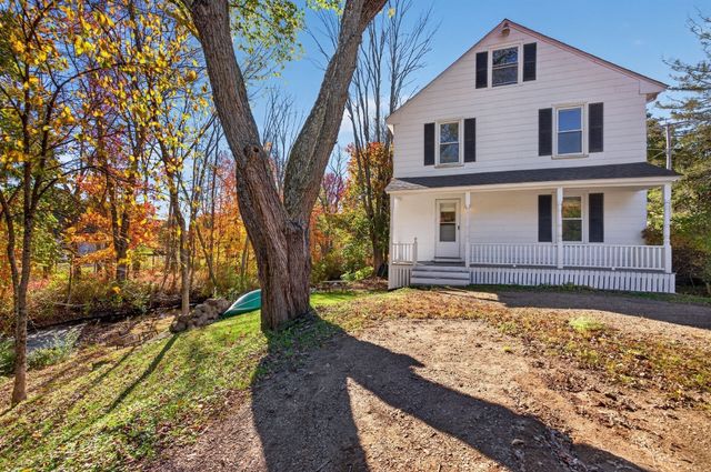 6 Glen Ave, Upton, MA 01568