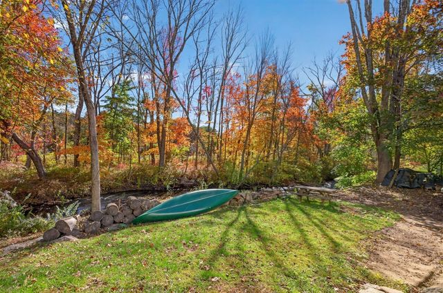 6 Glen Ave, Upton, MA 01568