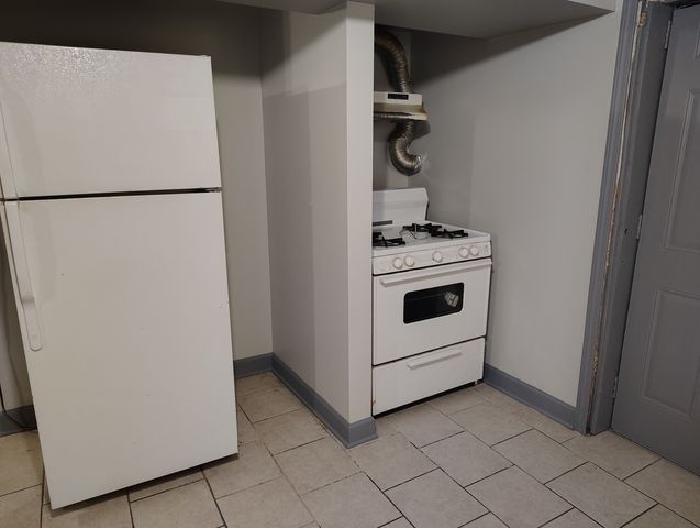 2243 N Kedvale Avenue, Chicago, IL 60639
