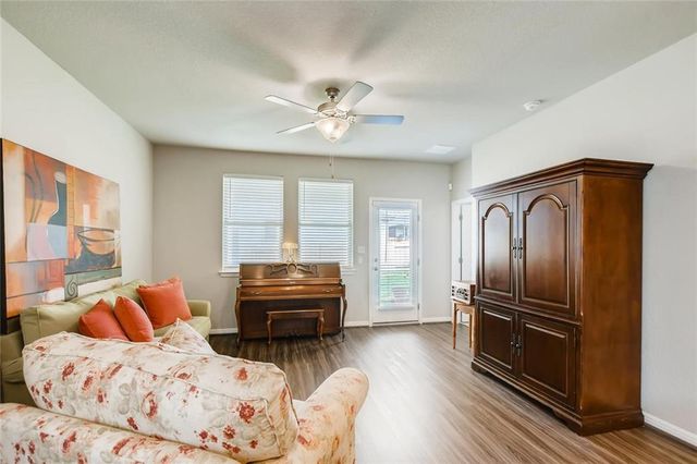 105 Tucana ST, Georgetown, TX 78628