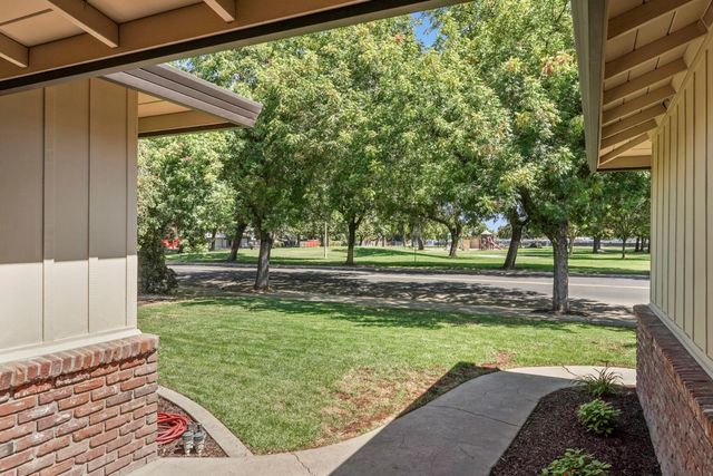 2205 College Ave, Modesto, CA 95350