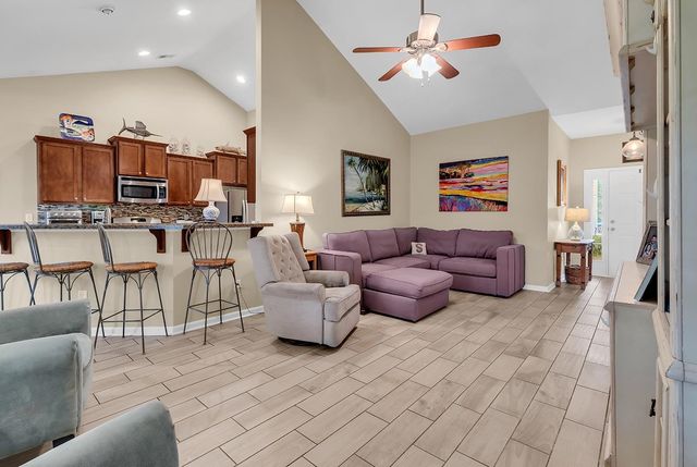 337 Oak Haven Dr., Murrells Inlet, SC 29576