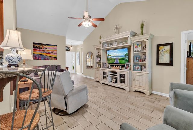 337 Oak Haven Dr., Murrells Inlet, SC 29576