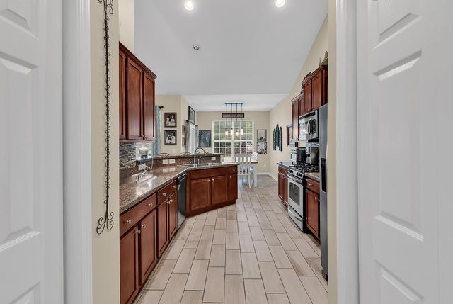 337 Oak Haven Dr., Murrells Inlet, SC 29576