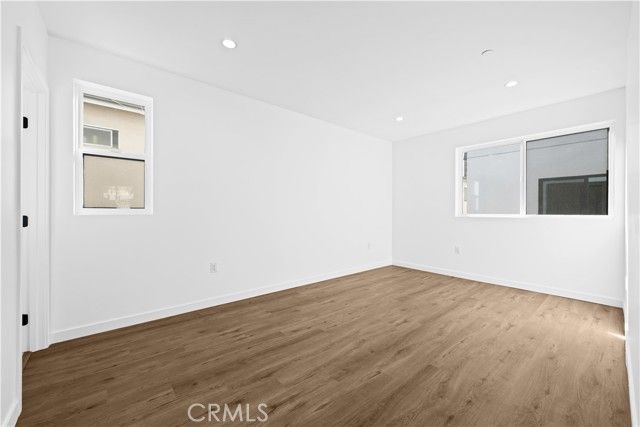 1342 Kingsley 1, Los Angeles, CA 90027