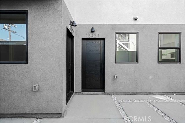 1342 Kingsley 1, Los Angeles, CA 90027