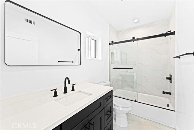 1342 Kingsley 1, Los Angeles, CA 90027