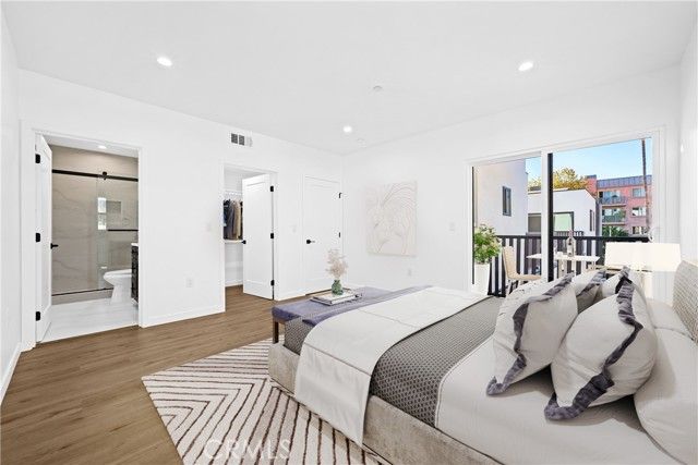 1342 Kingsley 1, Los Angeles, CA 90027