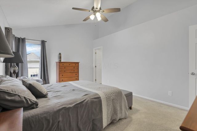 201 Autumn Ridge Circle, Pickerington, OH 43147