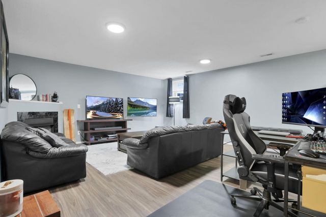 201 Autumn Ridge Circle, Pickerington, OH 43147