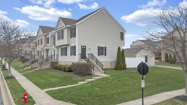 201 Autumn Ridge Circle, Pickerington, OH 43147